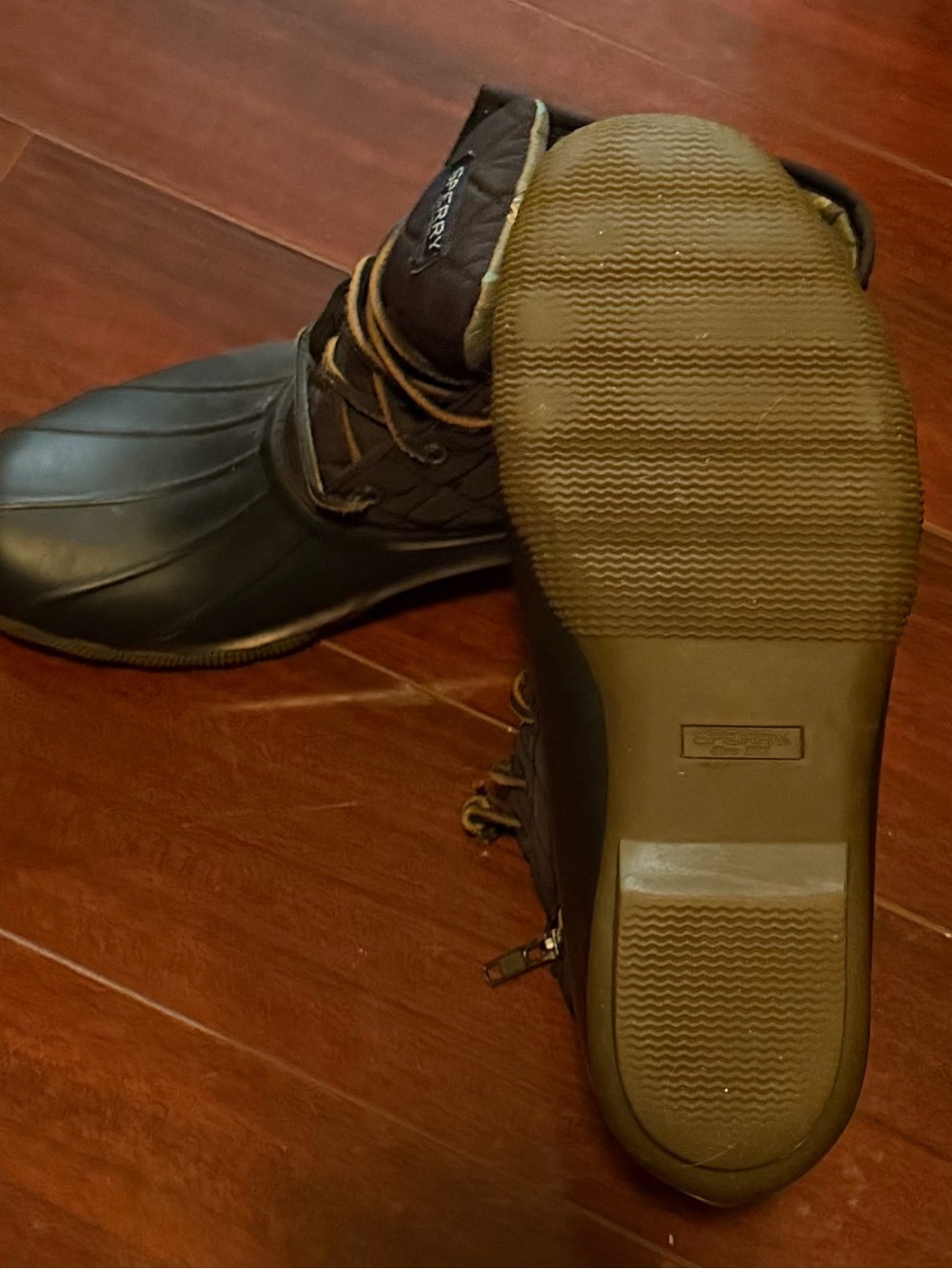 Sperry Women’s Black Quilted Duck Boots - Picture 3 of 6